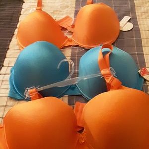 3 bras and 1panty 3x